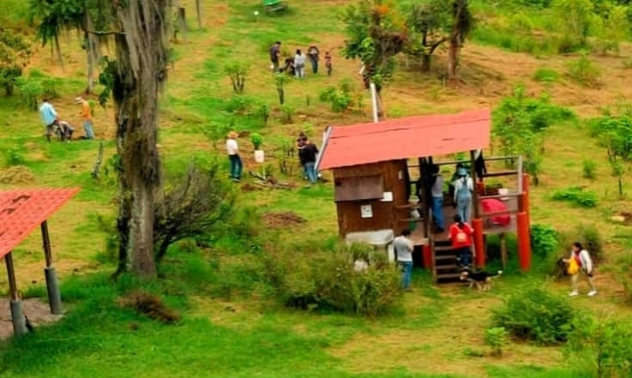 Poliflex se solidariza con el Senderito de Bosque de Niebla