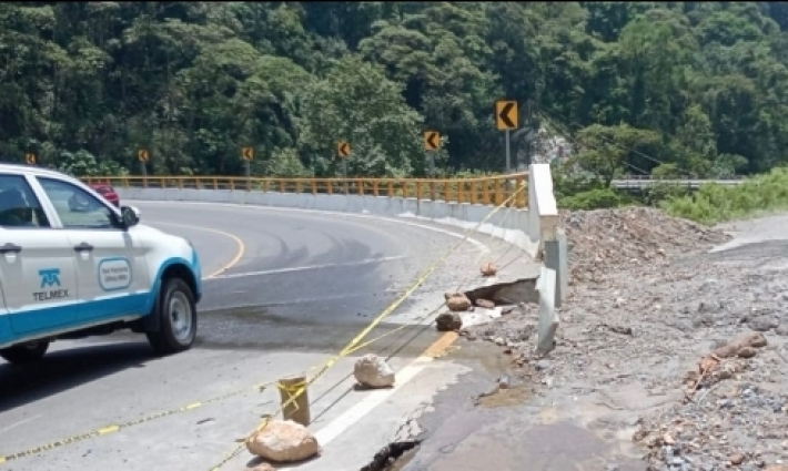 Atiende la SICT incidencia en el Puente Chocamán