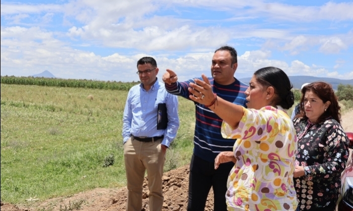 Nacho Morales supervisa avance de proyecto de agua potable en Magueyitos