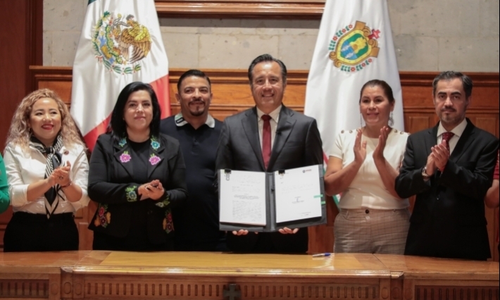 Firma gobernador Cuitláhuac García decreto que reforma al Poder Judicial