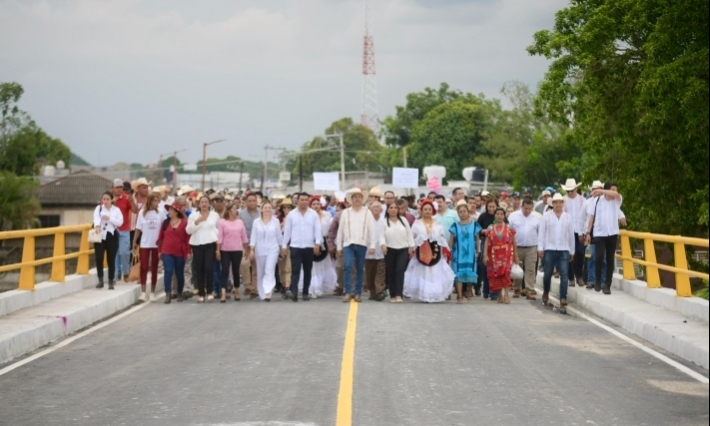 Más que un compromiso, un sueño cumplido en José Azueta con puente El Maguey