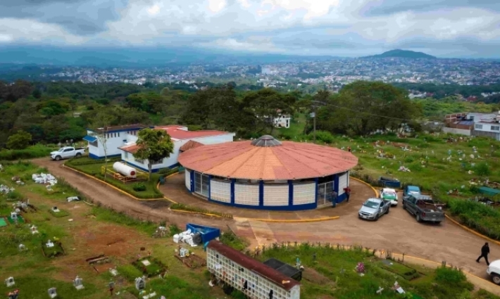 Realiza Ayuntamiento obras de rehabilitación integral en Panteón Bosques de Xalapa