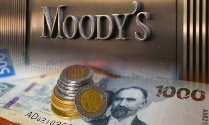 Moody’s cambia la perspectiva de México a negativa