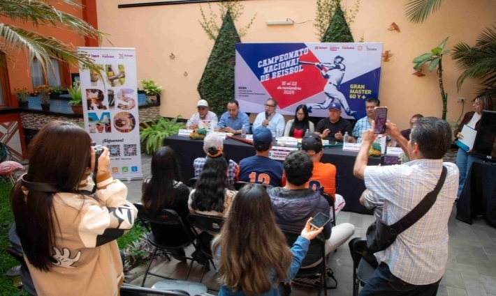 Presenta Ayuntamiento torneo Gran Master de Beisbol 60 años y más