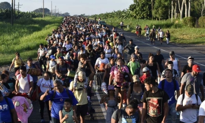 Aumentan caravanas migrantes en la frontera sur de México antes de Trump