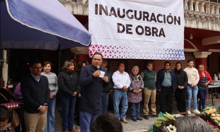 Rehabilitan drenaje sanitario en calle 16 de septiembre, en beneficio de Altotonga