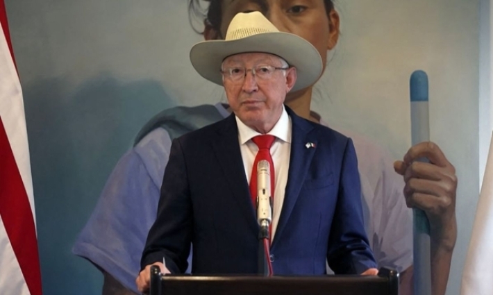 Ken Salazar confía en que “todo vaya bien” entre México y EU con la llegada del nuevo embajador