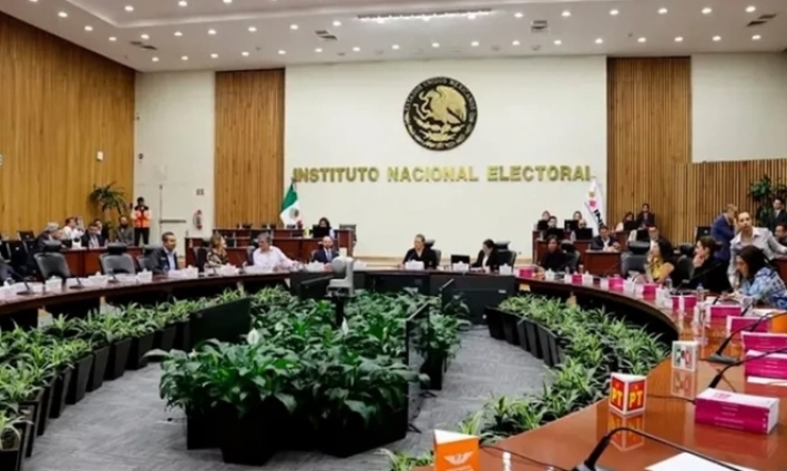 INE aprueba presupuesto para 2025 tras recorte de 8,855 mdp