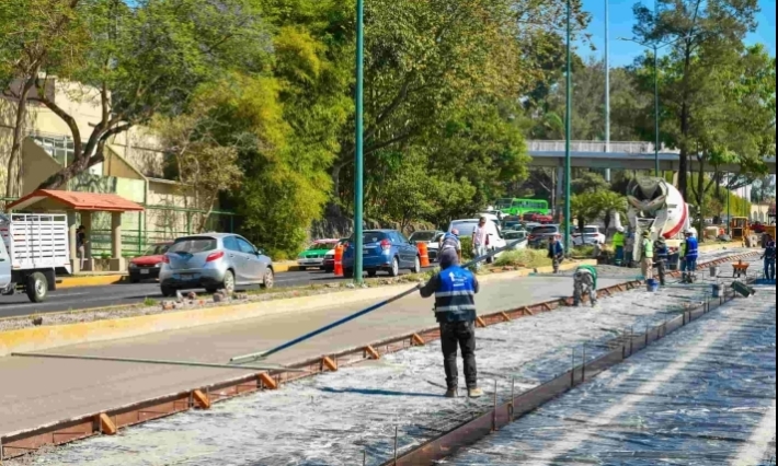 Avanzan trabajos de pavimentación integral